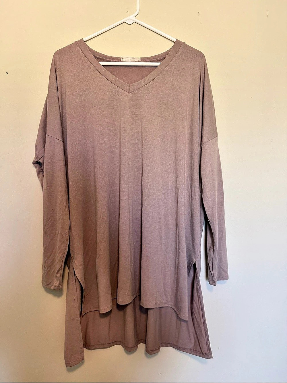 Zenana Long Sleeve Tunic in Brown Size Large Like New